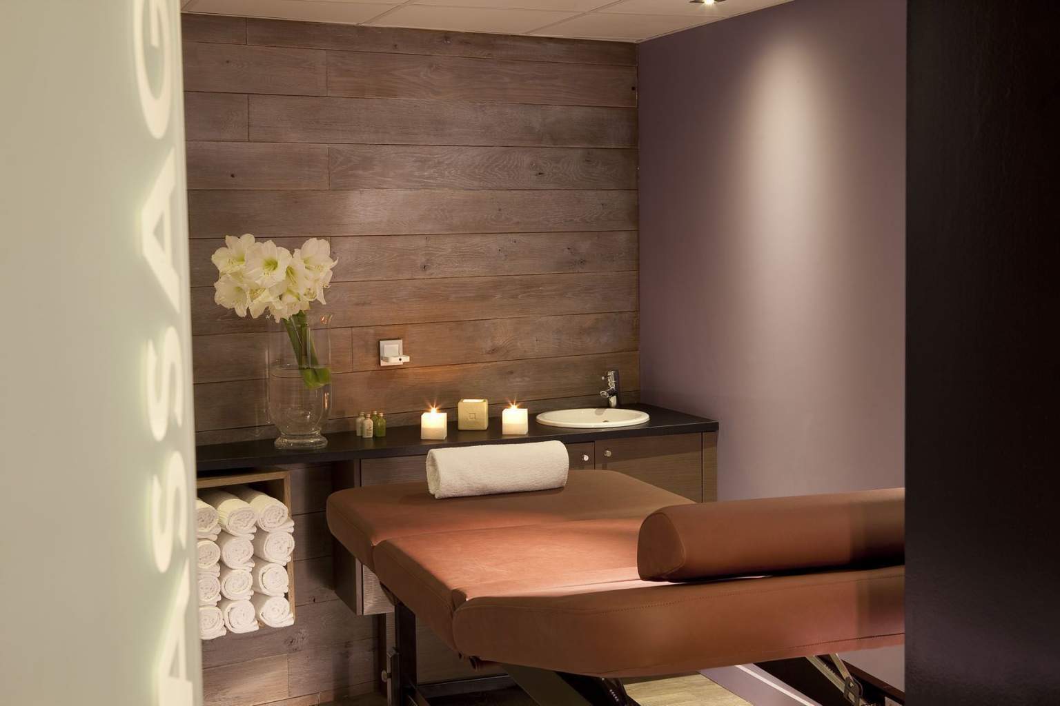 Salle de massage Hôtel bien-être au centre-ville d'Obernai, Alsace